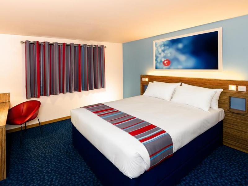 Travelodge Battersea Лондон Екстер'єр фото